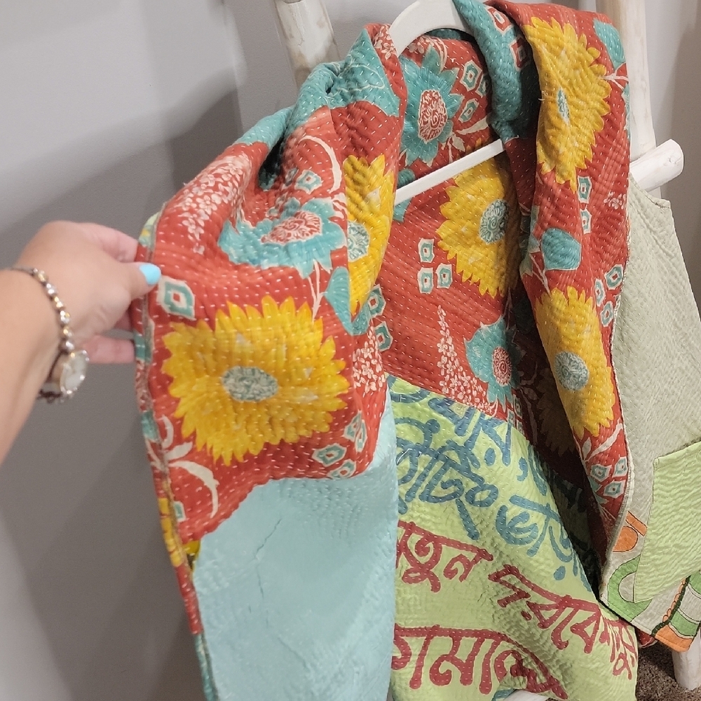 Colorful Patchwork Vest - Picture 3 of 8